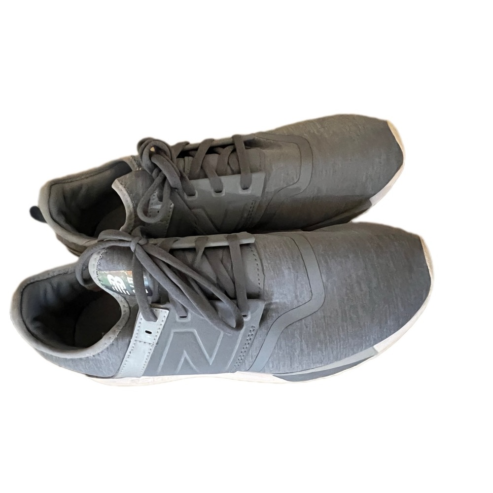Gently used‎ New Balance Shoes